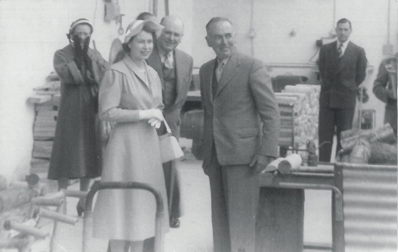 1952-queens-visit